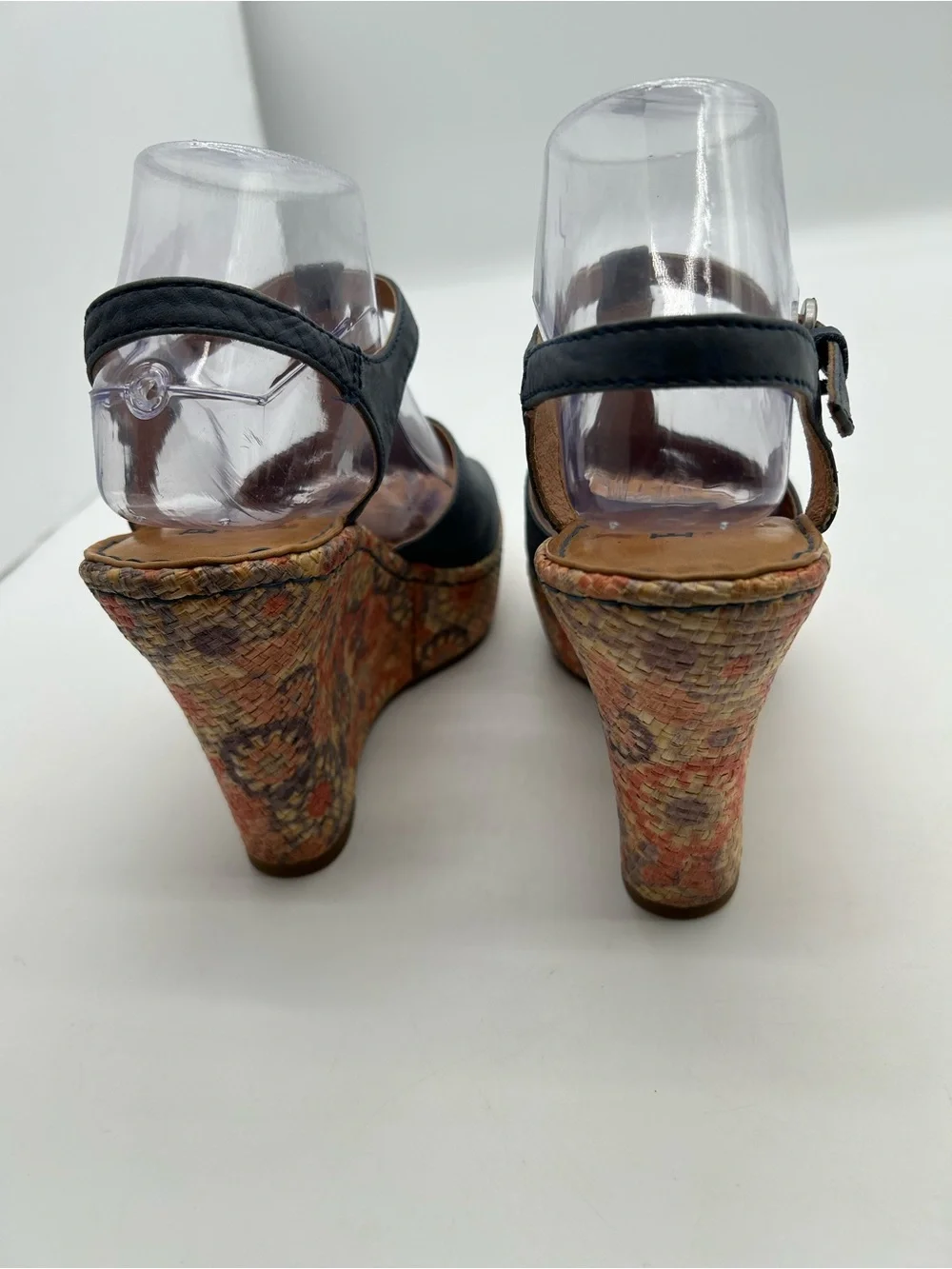 Born Rebecca Navy Leather T strap Wedge Sandals size 8